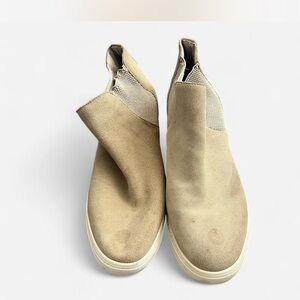 Steve Madden Cream Boost up Boots